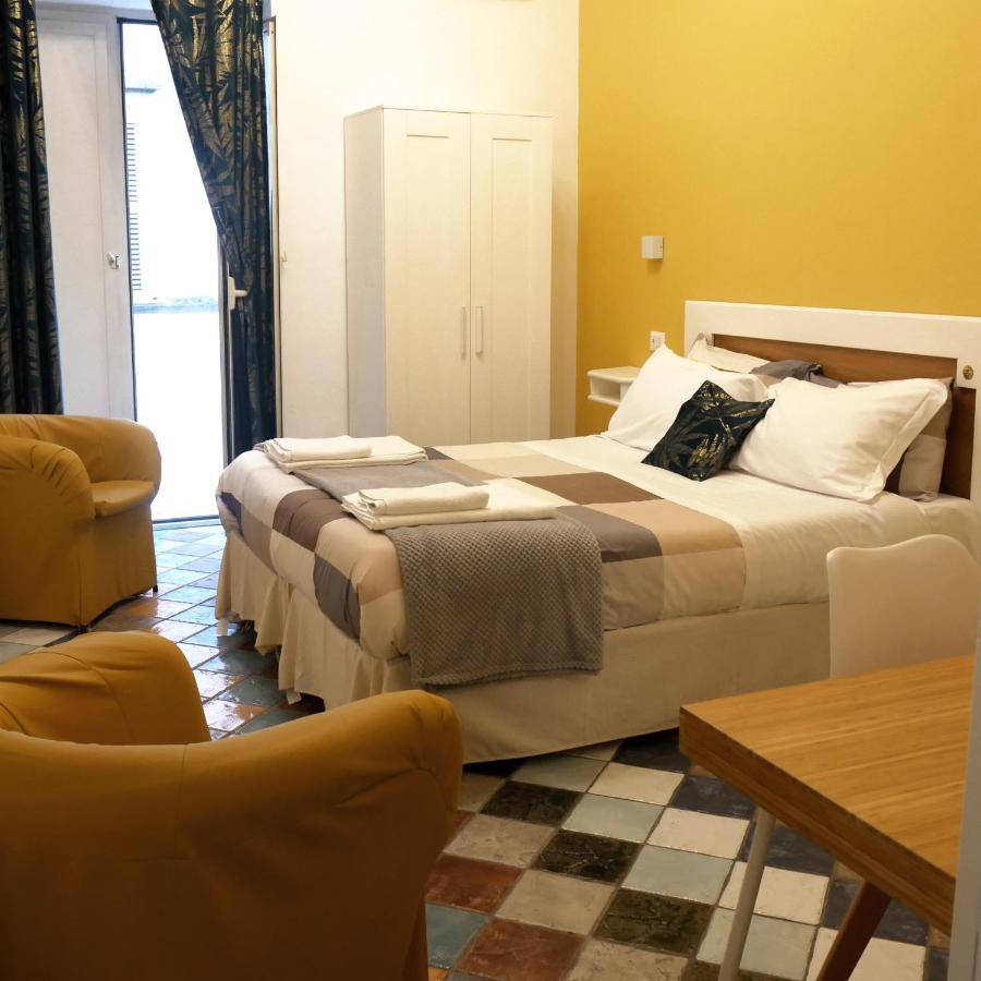 Firenze32 Bed and Breakfast Napels Buitenkant foto