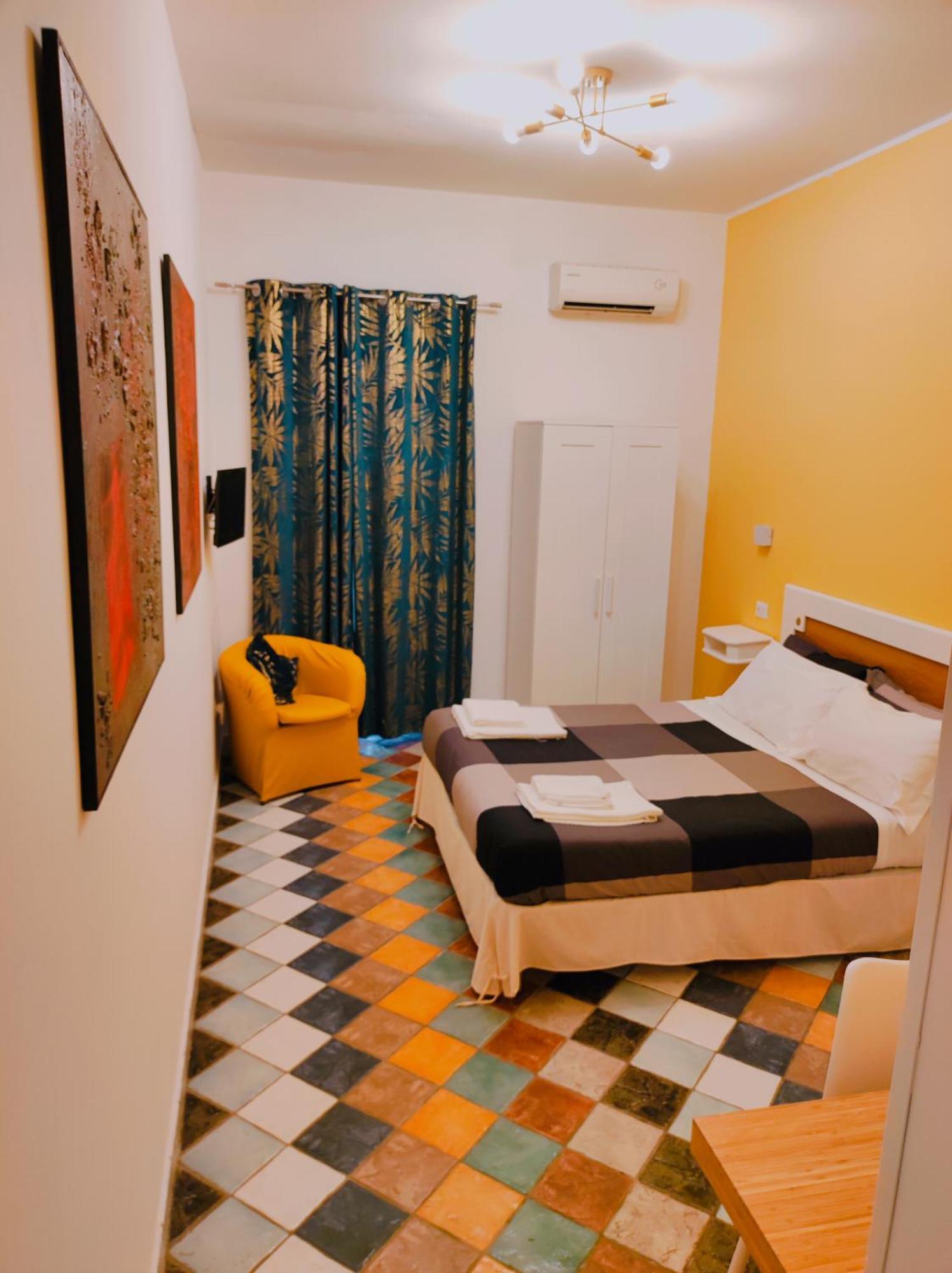 Firenze32 Bed and Breakfast Napels Kamer foto
